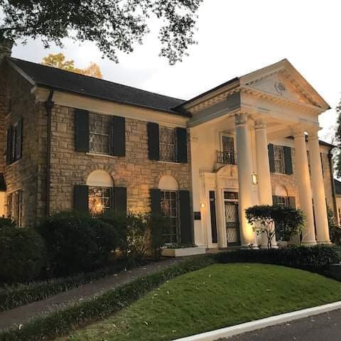 DebbieBruhn5's tweet photo. 227 MORE DAYS UNTIL MY TRIP TO MEMPHIS!!!!! https://t.co/zvtpaVRIUg