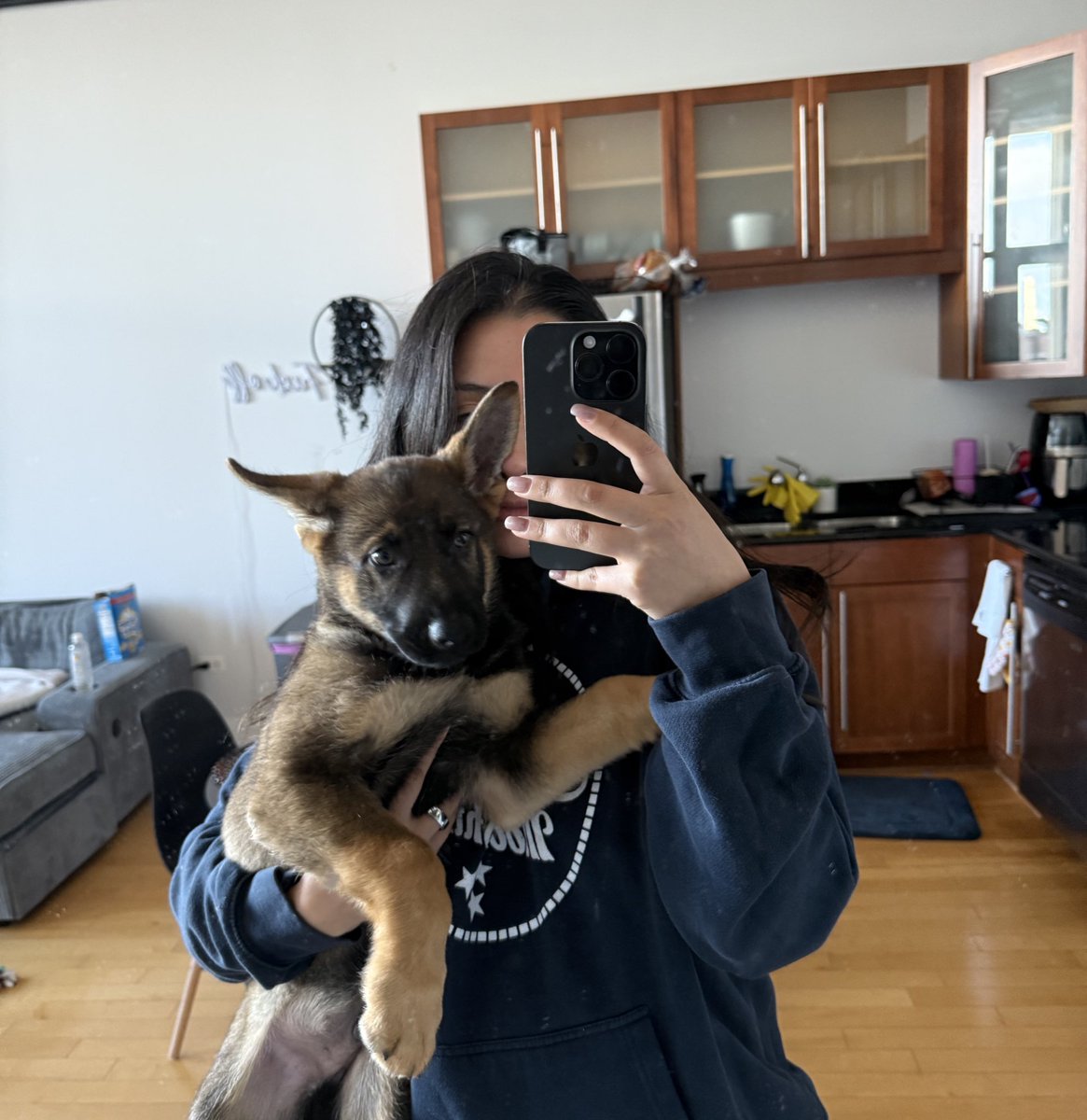 LESLIE tweet media
