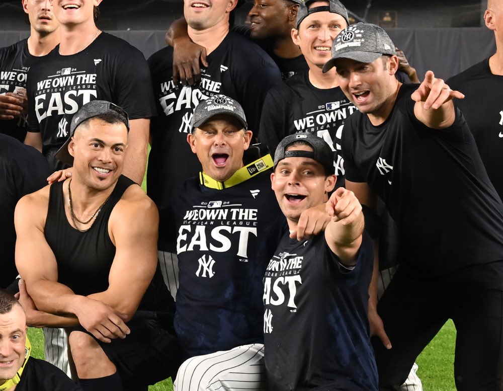 LatinoSports's tweet photo. More shots from the Yankees’ AL East division clinching night in the Bronx 🍾⚾️
📸: Bill Menzel/Latino Sports
#RepBX #LatinoSports #MLB #Yankees #ALEastChamps https://t.co/bDWGoomCV2