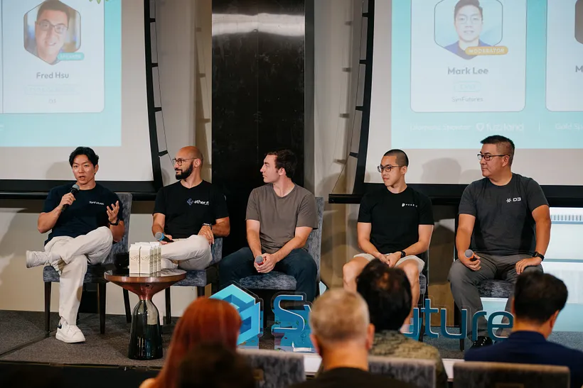 SynFuturesDefi's tweet photo. A big thanks to the panelists on the DeFi for the Masses panel at #BorderlessSummit Singapore! 🎉
🎙️Nick van Eck (@Nick_van_Eck), CEO and Co-founder, @withAUSD
🎙️Mike Silagadze (@MikeSilagadze), CEO, @ether_fi
🎙️TN (@tn_pendle), Founder, @pendle_fi
🎙️Fred Hsu (@heyheyfred), CEO & Co-Founder, @D3inc
🎙️Moderated by Mark Lee (@markjoonlee), CMO, SynFutures
Panelists addressed the challenges and opportunities of this consumerization and how it could unlock unprecedented financial inclusion. 🔑
Watch the discussion 👉https://t.co/8ql0XyJInk