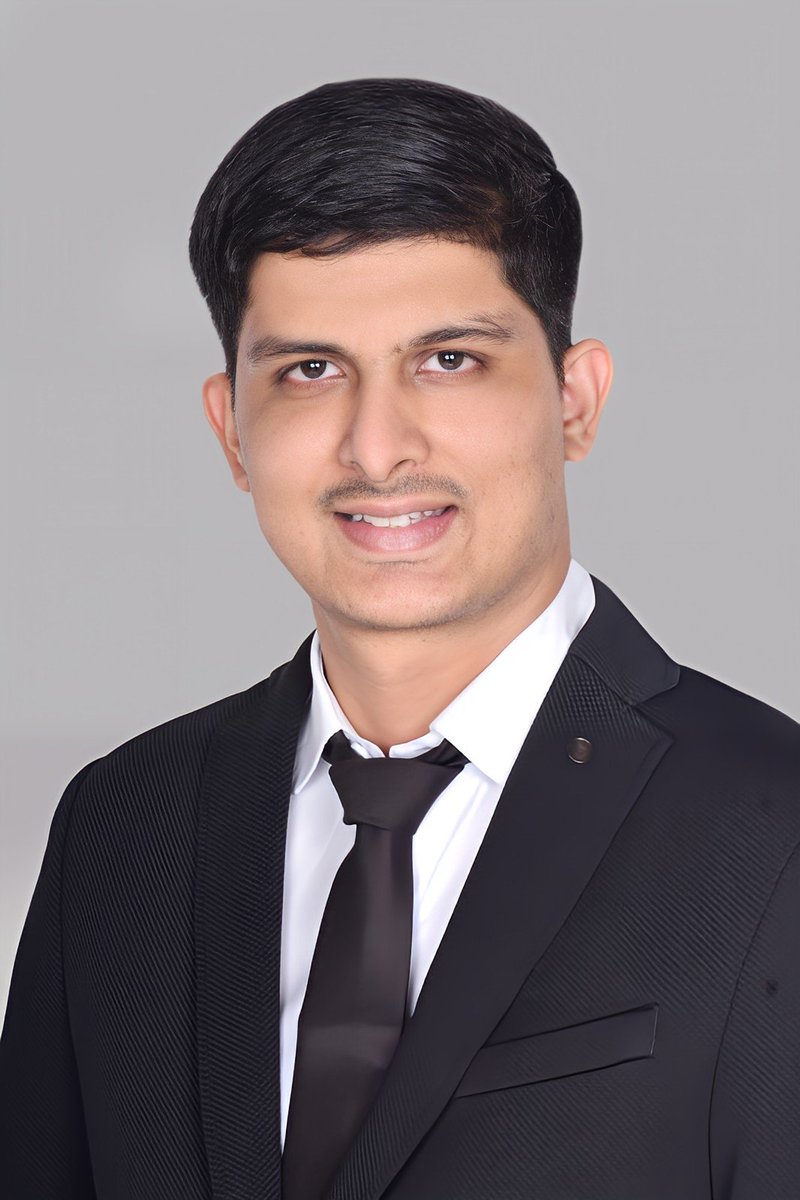 Kushal Kriplani (@kushal_kriplani) on Twitter photo Hello #MedTwitter, I'm Kushal Kriplani, proud graduate from <a href="/SJHDELHI/">VMMC & Safdarjung Hospital</a> . Currently rotating <a href="/MedicalCollege/">Medical College of Wisconsin</a> , I am applying for Residency in #Match2025 and love Medicine & Qi across all spectrums of age.
Outside Medicine I am a huge fan of <a href="/ManUtd/">Manchester United</a> and <a href="/Bucks/">Milwaukee Bucks</a> & a big trivia nerd. Hello #MedTwitter, I'm Kushal Kriplani, proud graduate from <a href="/SJHDELHI/">VMMC & Safdarjung Hospital</a> . Currently rotating <a href="/MedicalCollege/">Medical College of Wisconsin</a> , I am applying for Residency in #Match2025 and love Medicine & Qi across all spectrums of age.
Outside Medicine I am a huge fan of <a href="/ManUtd/">Manchester United</a> and <a href="/Bucks/">Milwaukee Bucks</a> & a big trivia nerd.
