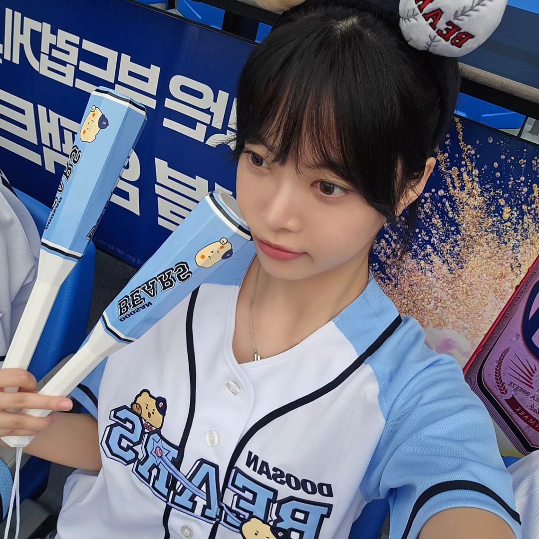 eunchaehours's tweet photo. 1/2 https://t.co/fSBLK7FscC