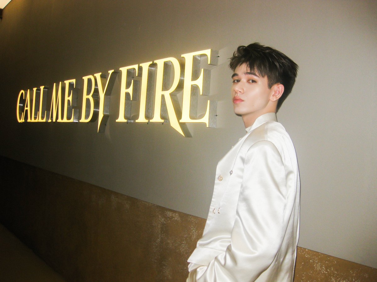 eaddim's tweet image. In May, an updated list with Caelan in it! It might be made up, as only 哥哥 aged above 27 were invited before. When it was confirmed, I was so excited!
This year, concept changed, 哥哥 vs 弟弟！
A huge showcase opportunity for #CaelanMoriarty 
#庆怜 
#CallMeByFireS4 
#披荆斩棘4