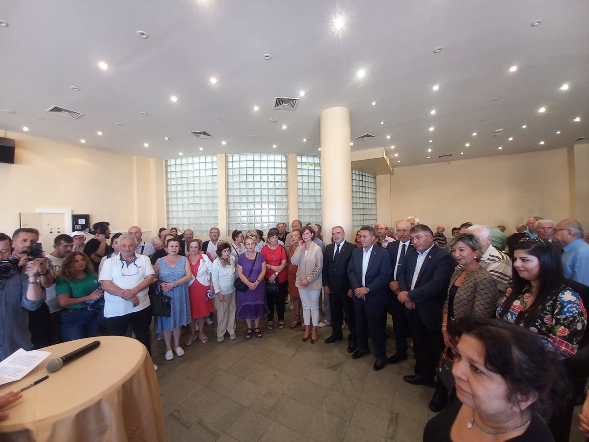 SebahattinTet18's tweet photo. Emirdağ Belçika Emek yolculuğunun 60.yılı kutlamalarında Eskişehir ilinde Resim ve şiir dinletimizi görkemli bir şekilde kutladık.Tüm Katılımcılara teşekkür ederiz https://t.co/vYkqNSC26F