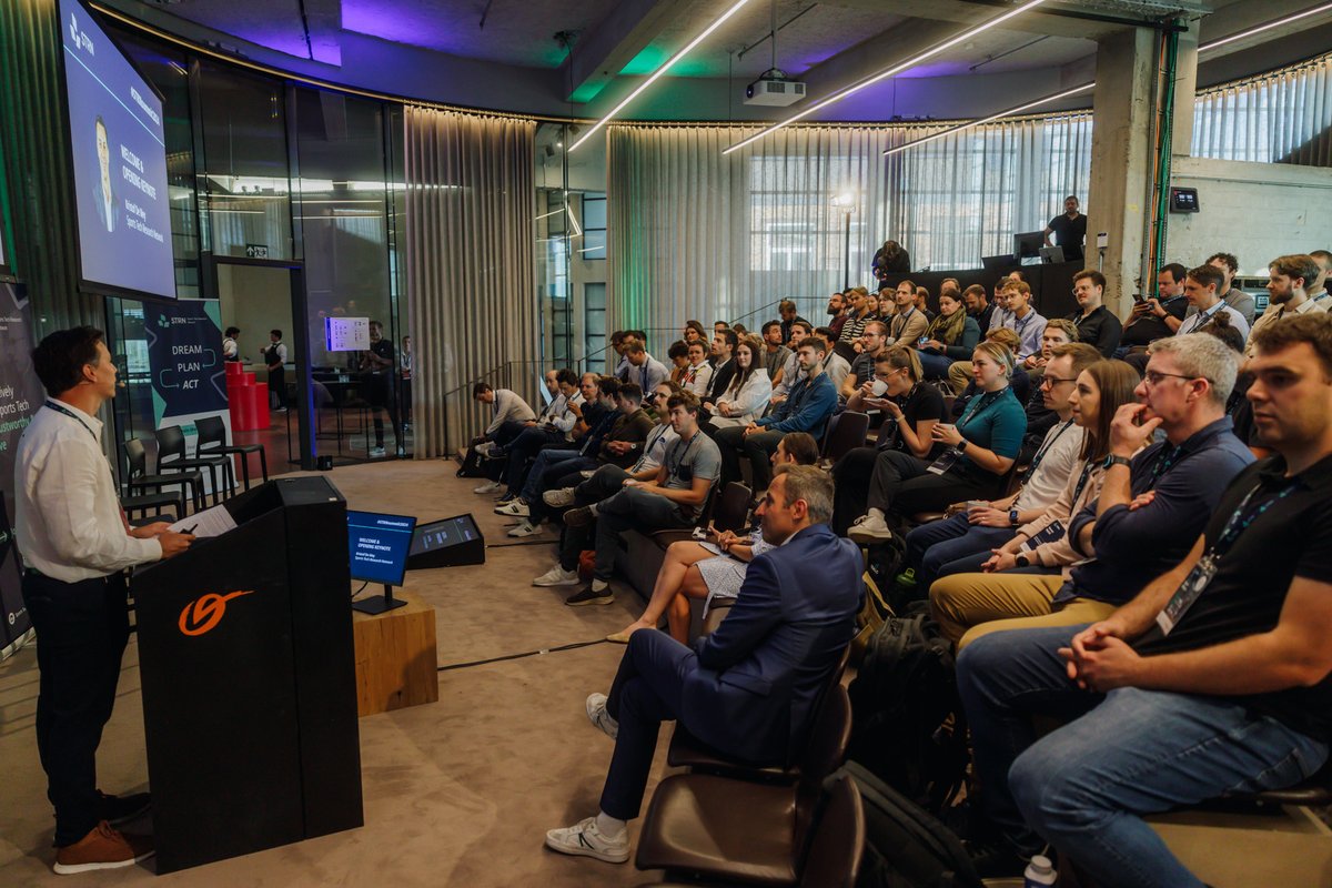 krdemey's tweet image. ✌🏽Looking back at #STRNSummit2024 with a very positive feeling. 
💪 Such a nice group of people working hard to improve things.
🚀 Everybody keeping the higher mission of &apos;having more trustworthy, effective sports and health tech solutions out there&apos; in mind.
@STRN_SportsTech