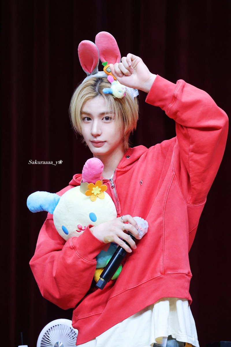 240927
🐰
#BOYNEXTDOOR #보이넥스트도어 
 #LEEHAN #이한 #イハン