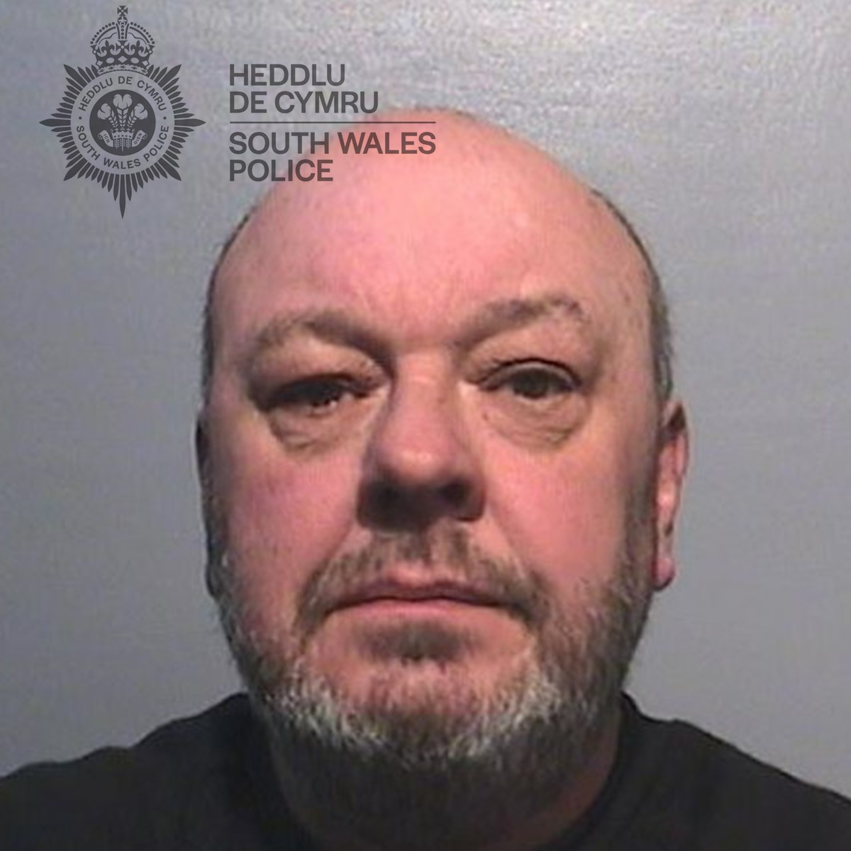 swpolice's tweet photo. #InCourt | This convicted drug dealer has been ordered to pay back more than 80K of ill-gotten gains.
John Kear, from #PortTalbot was jailed for seven years in March this year, after he was found with more than four kilos of cocaine stashed at his self-storage unit. https://t.co/M1i0kBmrUs