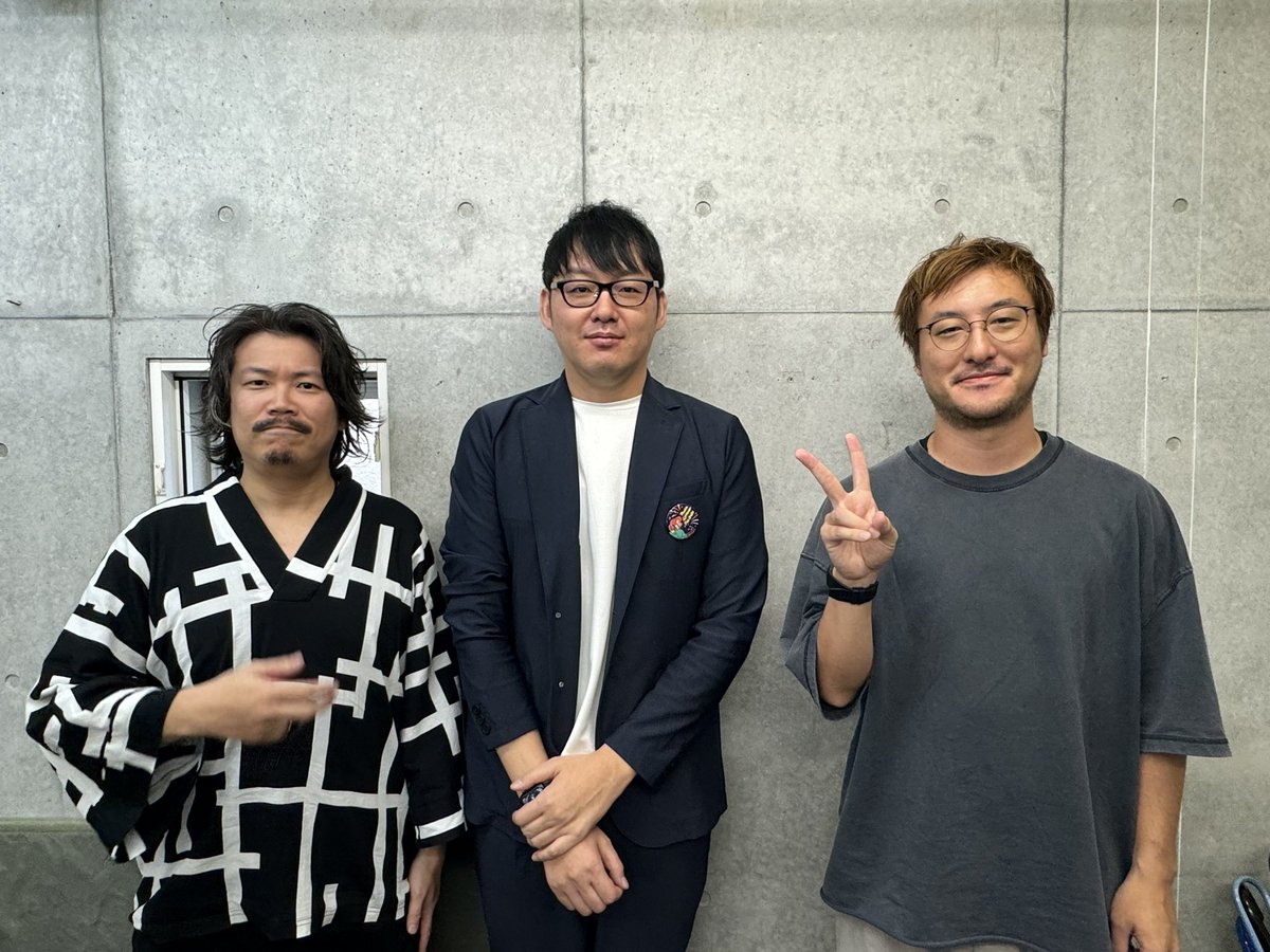 lisfes's tweet photo. 石井玄さん×内田浩之さん×橋本吉史さん

ラジオ業界の現在地/エクステンドしか勝たん/ラジオイベントのリスク/知らないを好きになる/番組を聴いてもらう作業/ラジオはどこにでも存在できる/ラジオアベンジャーズ計画

配信チケット2000円
https://t.co/fw1wlArzP4

#ラジオリスナーフェス https://t.co/2865EjCuJk