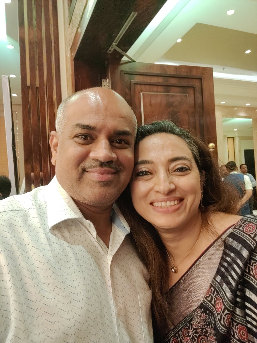 amithpr's tweet photo. Some special friends at #PRAXIS11
Glenn Osaki from the USA
Sonya Madeira from the UK
Anita Gupta from Germany and two very special Indians - Hrishikesh Kannan and Rini Khanna (power voices) https://t.co/MZMDryigRn