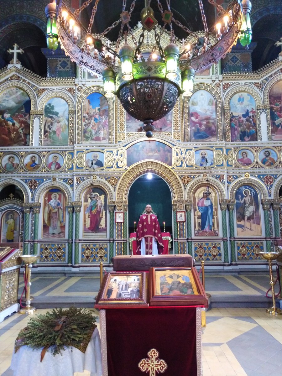 hram_pancevo's tweet image. Срећан празник Воздвижење часног Крста - Крстовдан!

#pravoslavlje #krst #krstovdan #pančevo #srbija #православље #крст #serbia #orthodox #cross