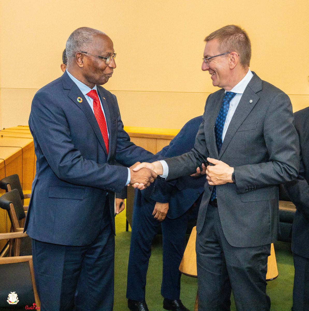 Le Premier ministre Amadou Oury Bah tweet media