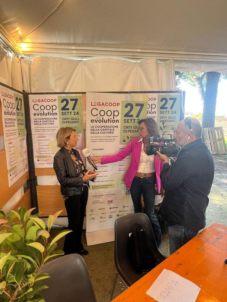 BarniGiovanna's tweet image. Seconda edizione di #CoopEvolution, organizzata da Legacoop Marche in collaborazione con @CulturmediaLN . Al centro la capacità di #rigenerare comunità, luoghi e territori, perno per la cooperazione in tutte le sue tipologie: imprese di comunità, sociali, #culturali e #creative