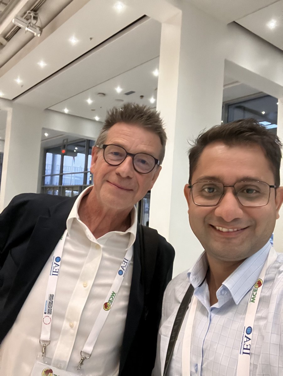 gautamujwal's tweet photo. With great luck got an opportunity for a quick exchange with @eggersnsf gersnsf on KHDC Integrated NCD management strategy, HUG collaboration and phase II of COHESION @sanjibks1969 @COHESIONproject @khdc_nepal @AP_Nathaly #WCE2024 https://t.co/13y1GeSjHY