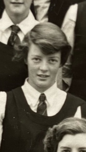 Marina Gardiner Legge (@oxfordhighhead) on Twitter photo We are so sorry to hear that the irrepressible Dame Maggie Smith, alumna, has left us and are thinking of her family and friends. Below a picture of her in 1951 <a href="/OxfordHighSch/">Oxford High School</a>. We are so sorry to hear that the irrepressible Dame Maggie Smith, alumna, has left us and are thinking of her family and friends. Below a picture of her in 1951 <a href="/OxfordHighSch/">Oxford High School</a>.
