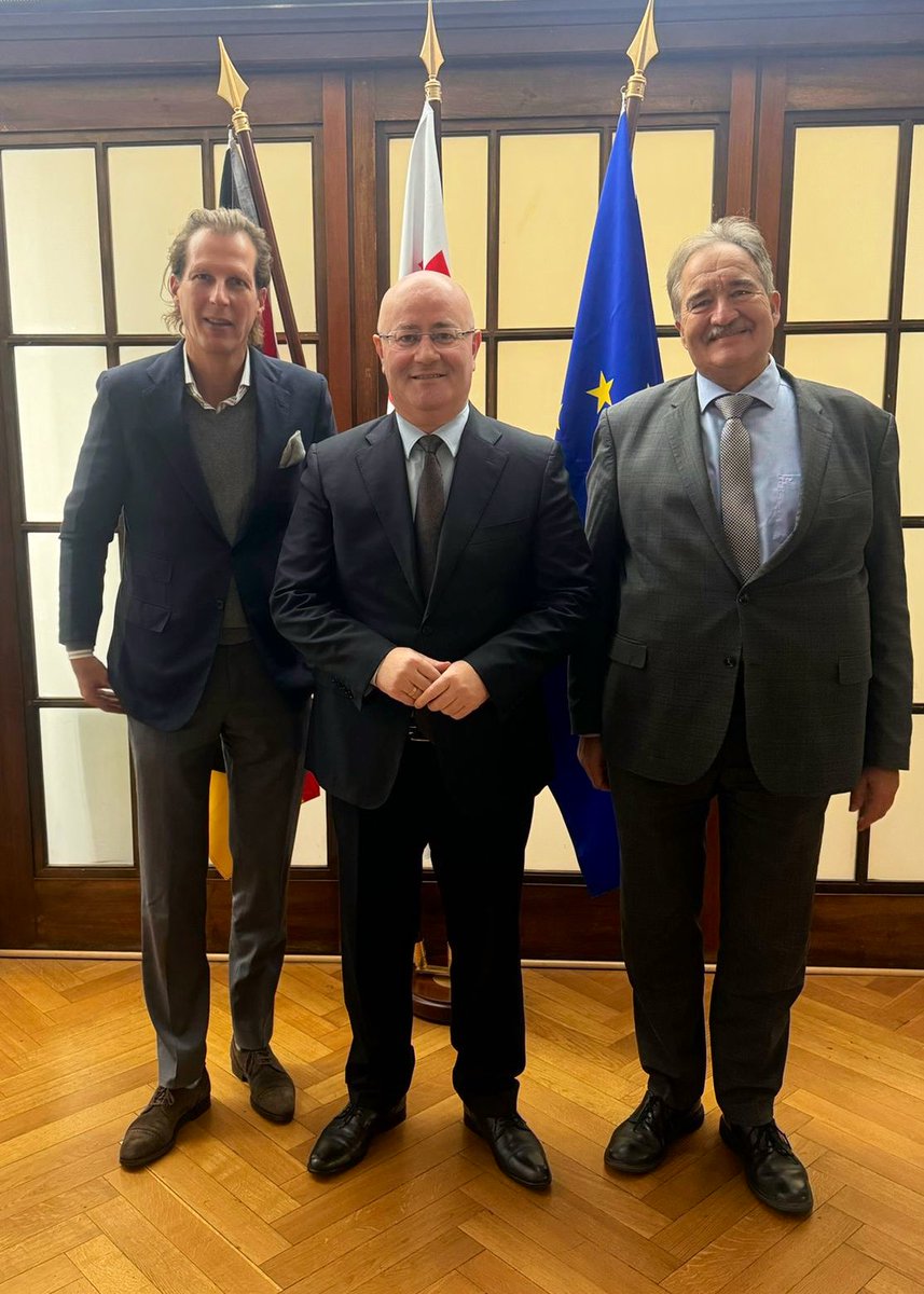 Treffen des 🇬🇪 Botschafters #LevanIzoria Levan mit dem Leiter des 🇩🇪 🇬🇪 Forums im Bundestag, Josef Rief &amp; Olaf Gutting (CDU/CSU).

Im Rahmen des Gesprächs wurden aktuelle Themen der bilateralen Zusammenarbeit erörtert.