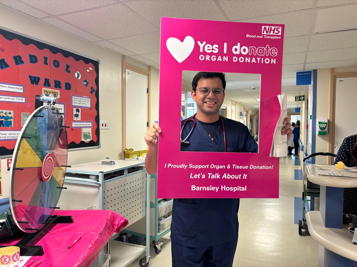 Walking around the hospital today - raising awareness - great team work this week with RCU, ICU, A&amp;E and CCU
😊💕💕