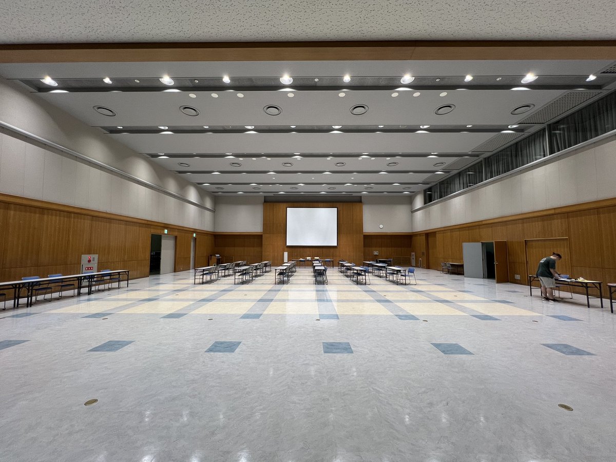 nazonosono's tweet photo. ／
いよいよ明日『上方謎の園3　BLACK』が開催されます！
＼

予約していた受付用の部屋が、
会場側の都合で使えなくなってしまったので、
その代わりにホールを貸していただくことになりました！
それでは明日大きな大きな会場でお待ちしております！

#謎の園3 https://t.co/NrZSqC0Yoj