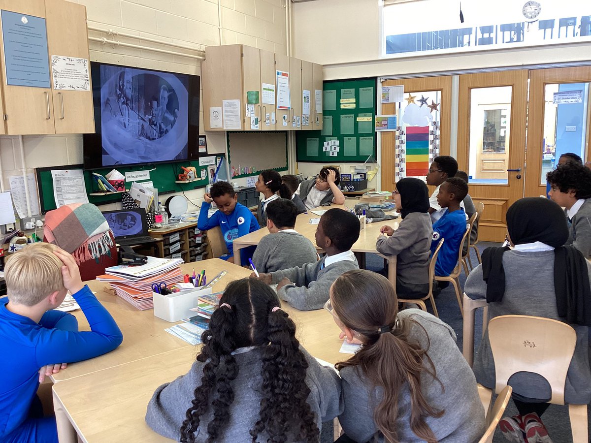 KensingPrimary's tweet photo. #mathnumberday in 6W #mathsiseverywhere https://t.co/08ISewf8FR