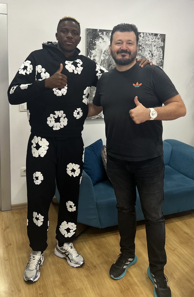 Buna Türkçeyi kim öğretiyo olm 😁 bana naber lan dedi aq 😎