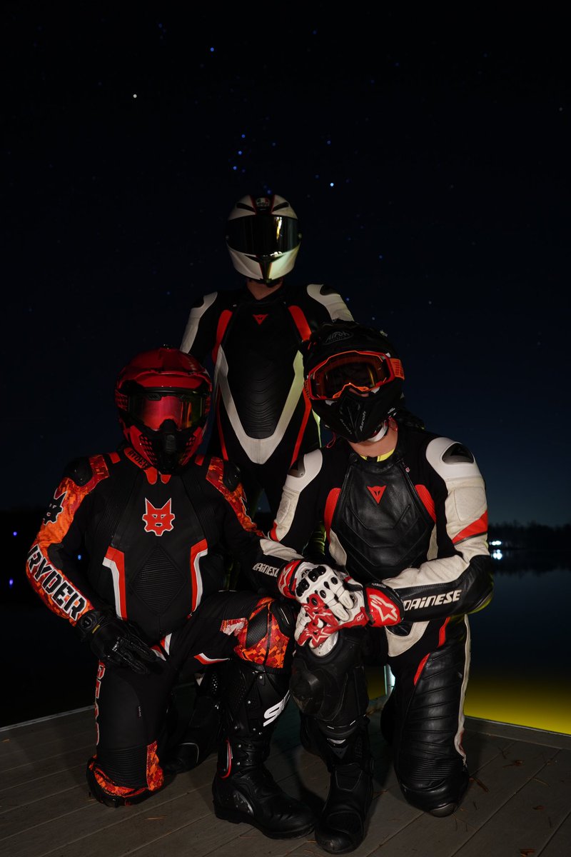 TGIF 🤘 Amazing weekend with <a href="/DaineseBiker25/">Dbiker 🇺🇸</a> thanks <a href="/FoxkiPup/">Pup Foxki 🐾</a> for the 📸