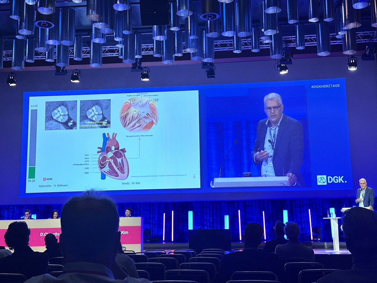 bara_doc's tweet image. Spannende Session auf den #DGKHerztage|n zur #TAVI Nachsorge – von paravalvulärer Insuffizienz bis hin zu Schrittmacherstrategien und Endokarditis nach TAVI. 💡
Wertvolle Einblicke von Top-Experten!
@AGIKinterv @DGK_org @EPTIG @KardiologieHH