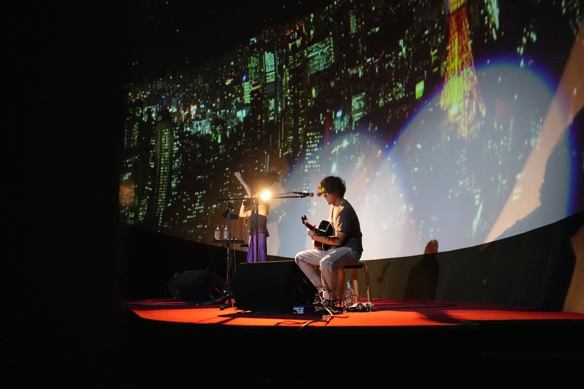 alc_usami's tweet photo. 2024.09.26
ユーズと宇佐美
CALM NIGHT IN PLANETARIUM
at GALAXCITY
@usewax_ramwire @alc_usami
#ユーズと宇佐美 #ramwire #galaxcity #planetarium #プラネタリウム #あざみ https://t.co/b4KaR6Q7vR