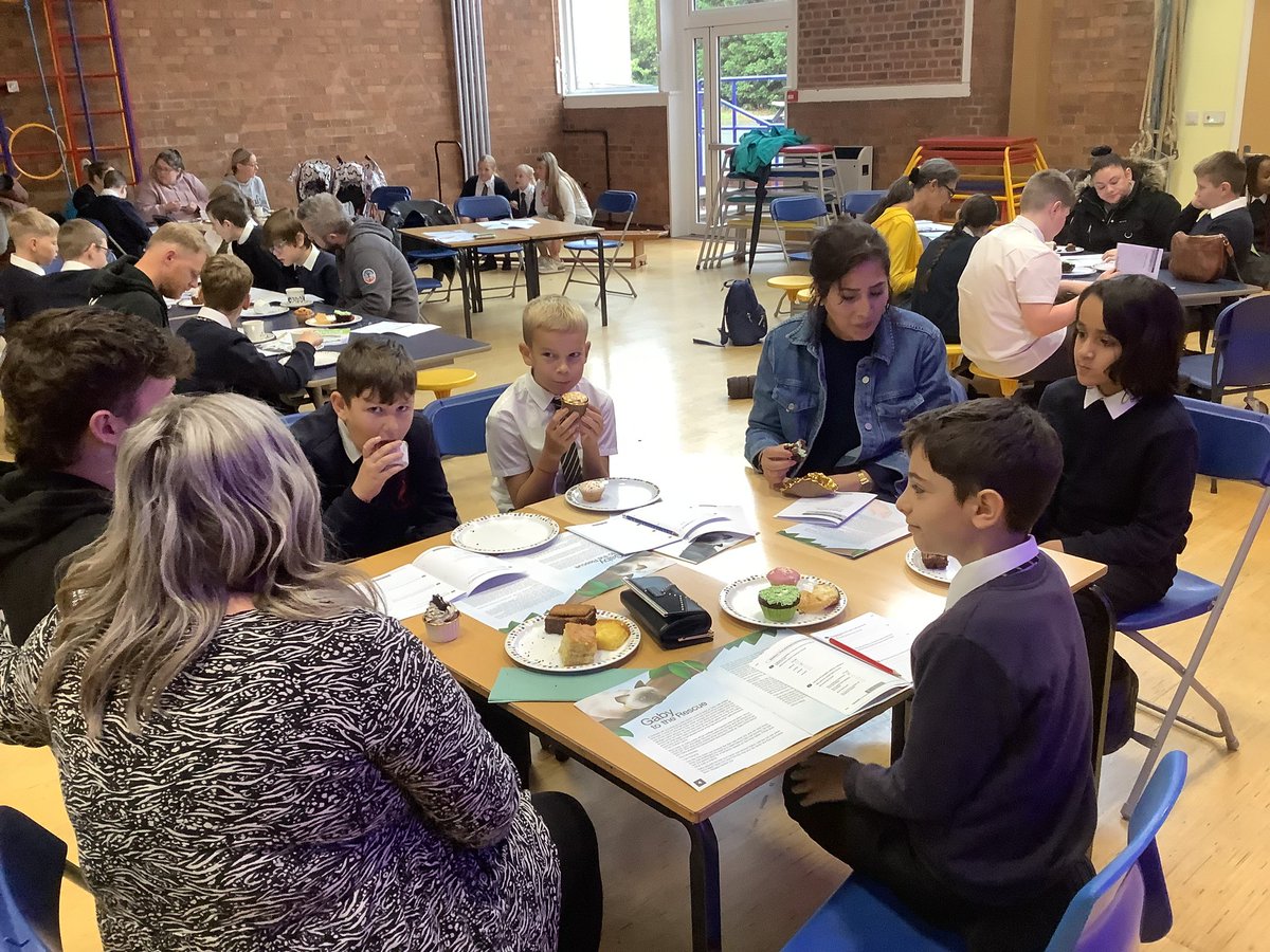 Cranham Primary School and Cranberries Nursery tweet media