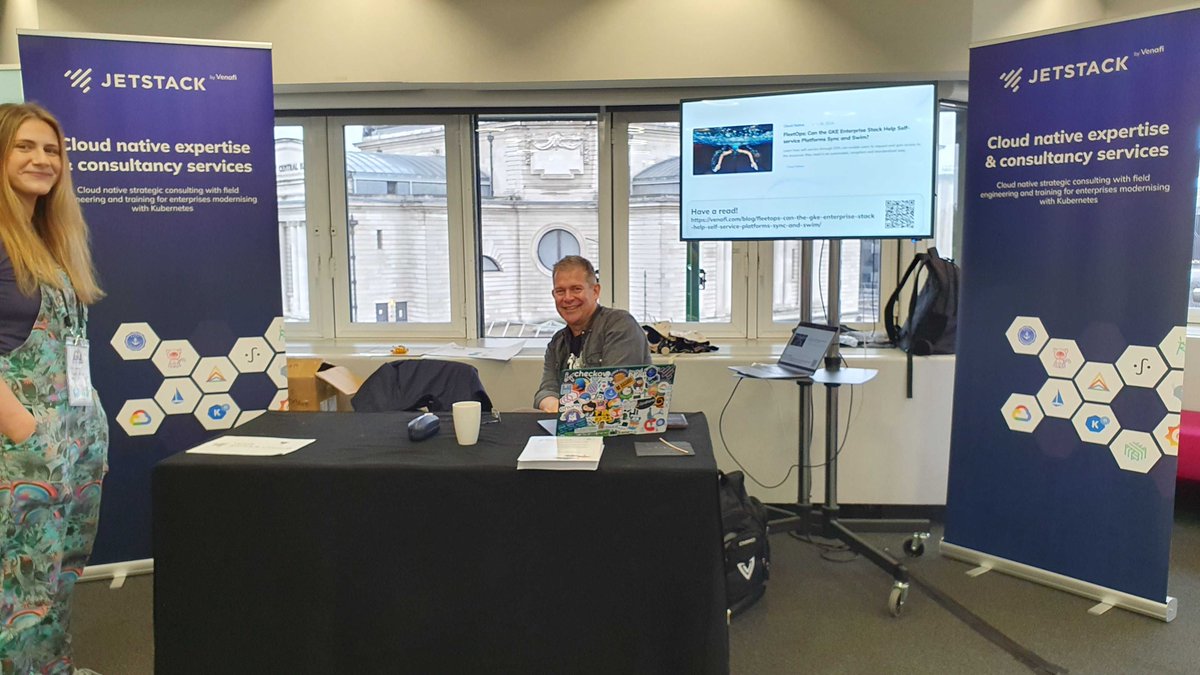 DevOpsDaysLDN's tweet image. MORE SPONSOR BOOTHS (but with significantly less LEGO than last time). Talk with them about the cool stuff they&apos;re doing/how they could help you do cool stuff.