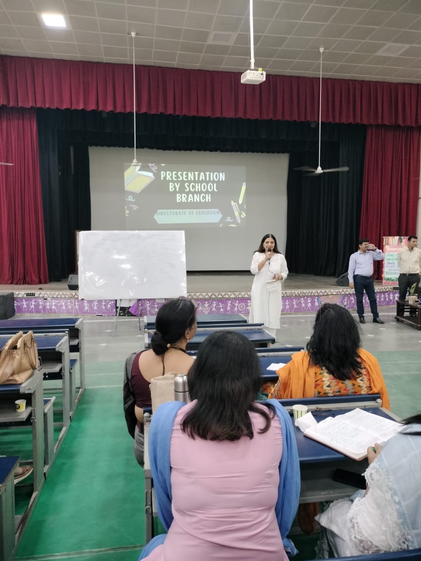 DIETRNDELHI's tweet image. 3 Days CBP for HoS of Distt west A&amp;amp;B on Administrative skills @SVCoedB1possangipur Janakpuri #Sessions by Highly experienced RPs #Discussions &amp;amp; deliberations director SCERT,RD,DDE district interacted #servicebook #records #budgetplanning #NEP2020 #recordsmaintenance #leaverules