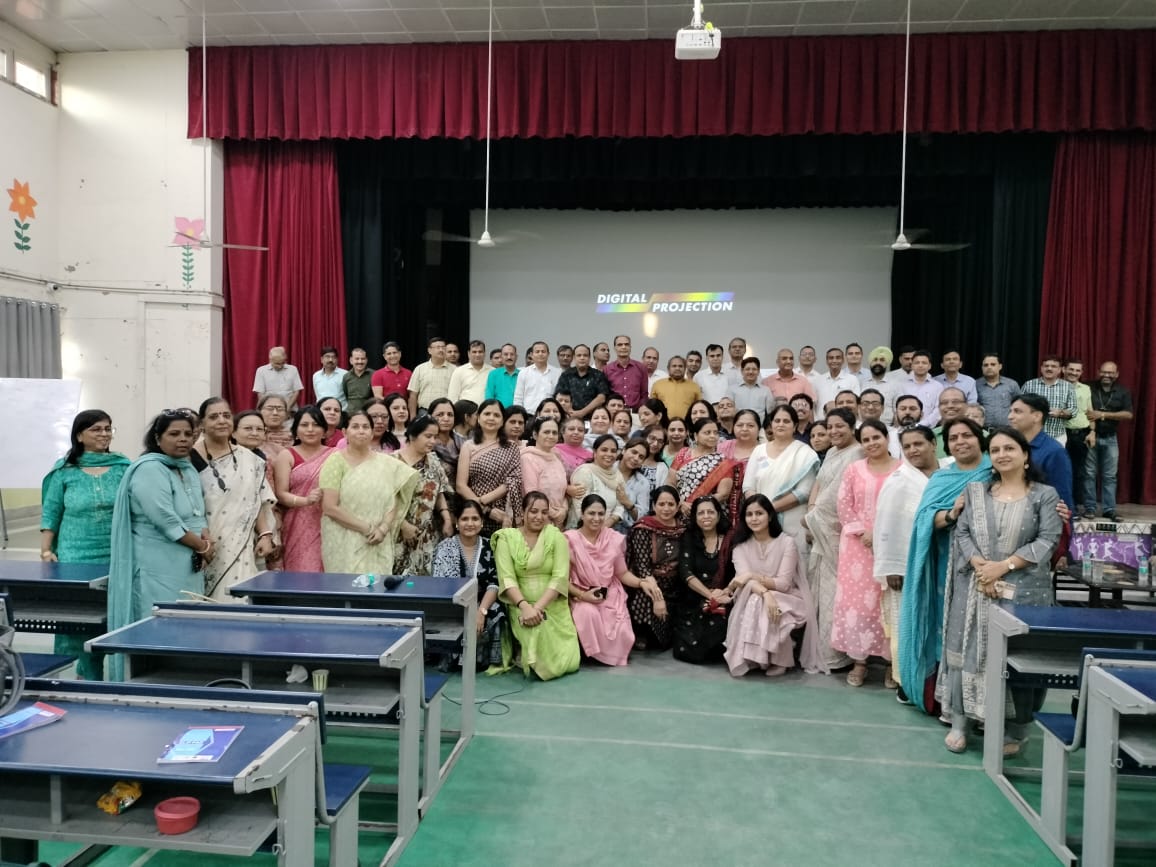 DIETRNDELHI's tweet image. 3 Days CBP for HoS of Distt west A&amp;amp;B on Administrative skills @SVCoedB1possangipur Janakpuri #Sessions by Highly experienced RPs #Discussions &amp;amp; deliberations director SCERT,RD,DDE district interacted #servicebook #records #budgetplanning #NEP2020 #recordsmaintenance #leaverules