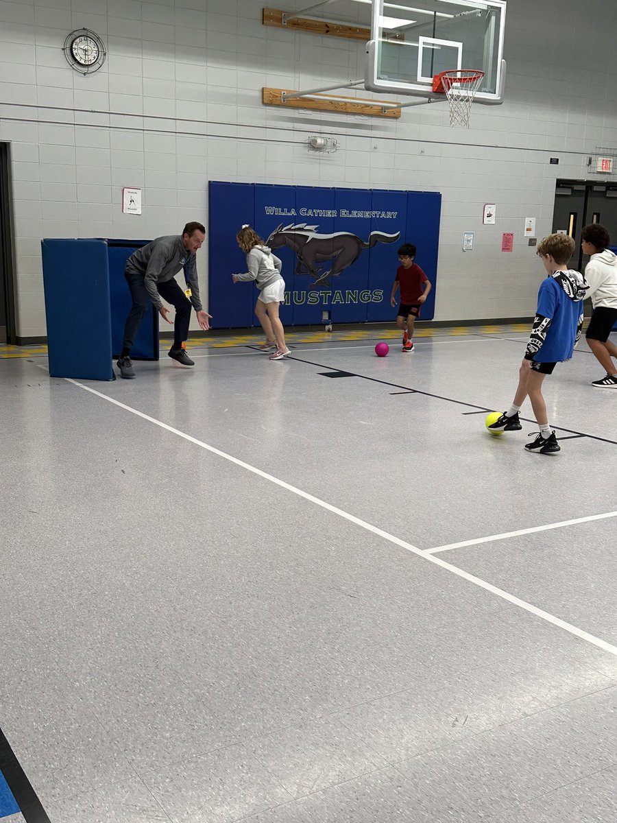 Cather PE - Mr. Upcraft tweet media