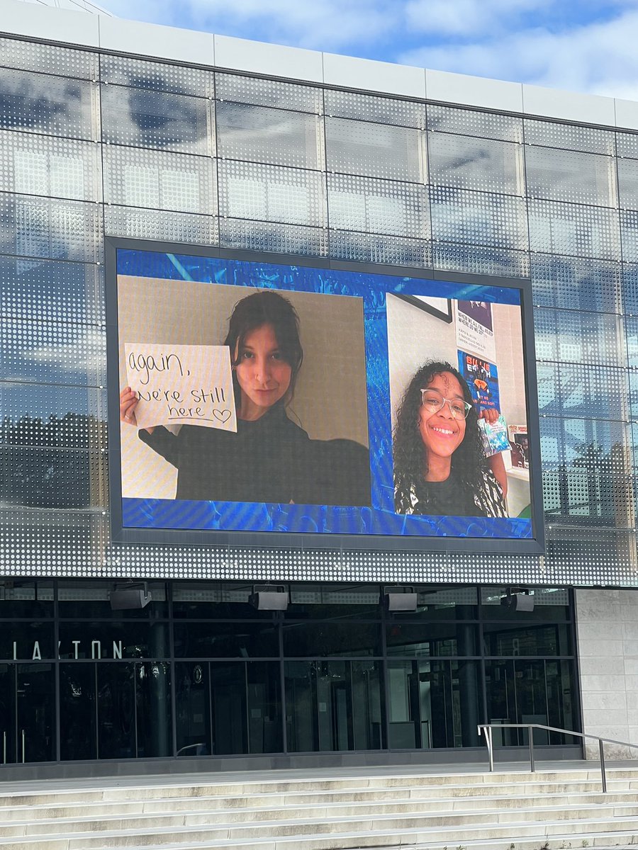 billieeilishtrs's tweet photo. New fan photos are now advertised outside of the @centrevideotron ahead of Billie’s opening show in Quebec, QB on Sunday! ⭐️

📸: @forumpicklejar https://t.co/YOsB82OuhL