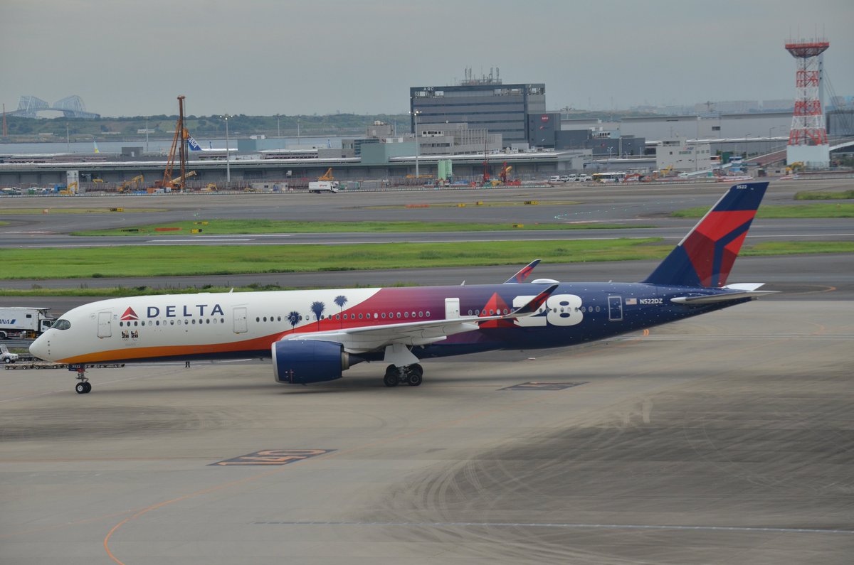 2024/9/22
DELTA
AirbusA350-900   N522DZ
RJTT
#DELTA
#デルタ航空
＃AirbusA350
#HANEDAAirport
#羽田空港