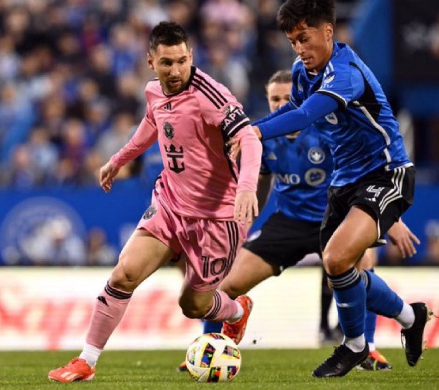 Messi Fanatic tweet media