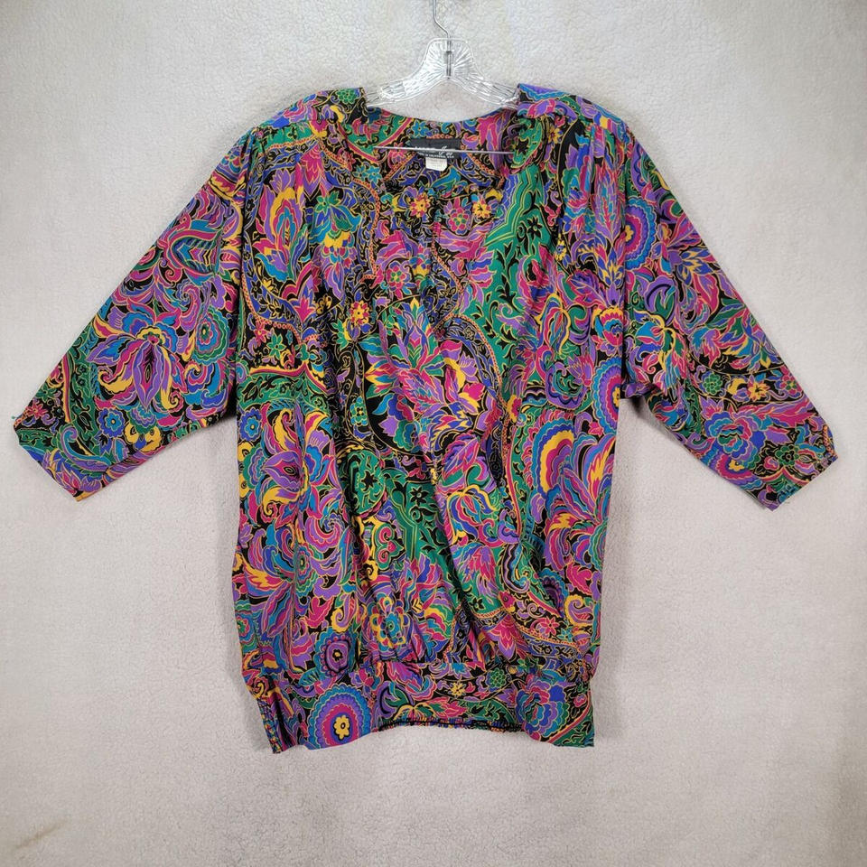 SugarThreaded's tweet image. High prices, low vibes? Not with this blouse! Our vintage colorful staples bring the heat without burning your wallet.
For 15% OFF use code: FALLINTOSAVINGS
Ship up to 5 items for $10.00!
#SummerStyle #summerfits #SummerFashion #vintagewear #vintagestyle #vintagefashion #plussize