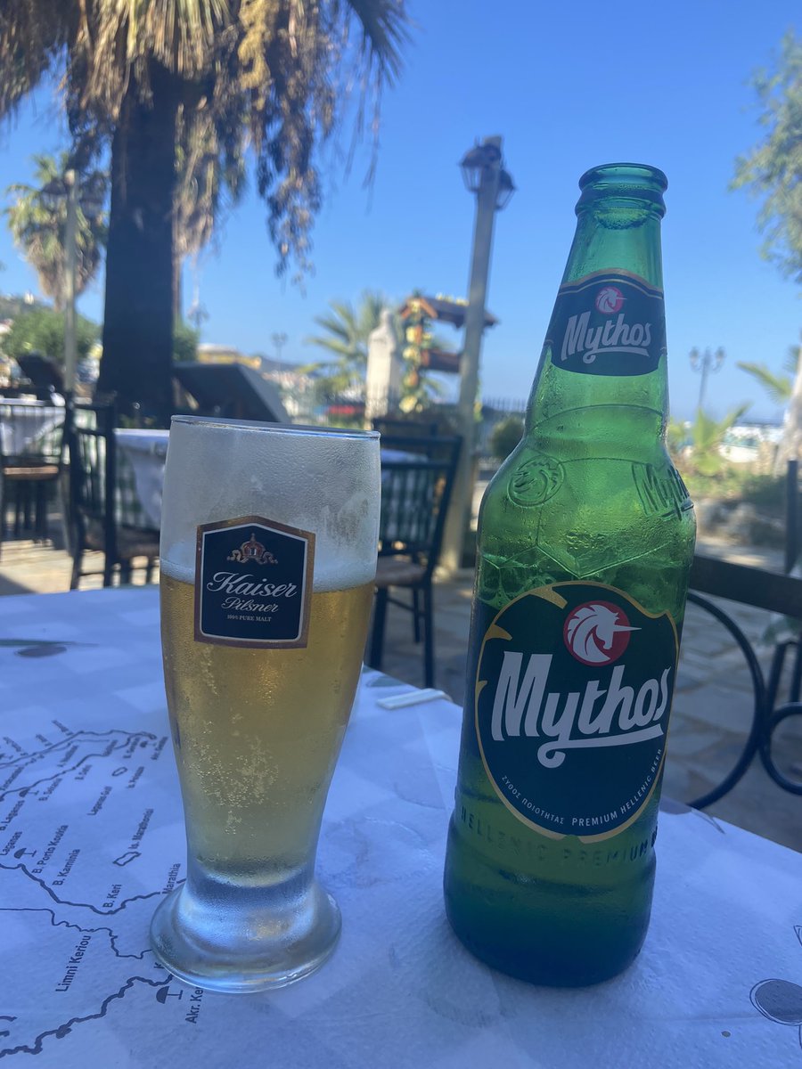schallimov79's tweet photo. Muss mich mal selber loben: es war eine ganz ausgezeichnete Idee, auf @Zakynthosgreece ein Rad zu mieten 👍☀️🇬🇷🚵‍♂️ die Straßen sind zwar so mittel mit teils  üblen Schlaglöchern (zum Glück  erst einen platten 🍀), die Insel selbst ist aber wunderschön (und außergewöhnlich grün) https://t.co/BImykoaSq1