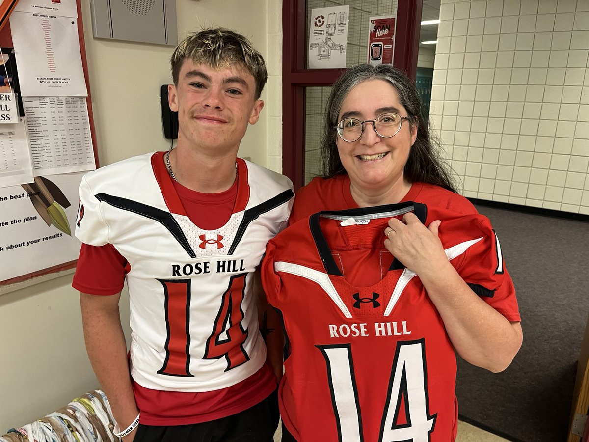 Week 4 ready with Mrs. Holland <a href="/landonrwright/">Landon Wright</a> <a href="/RoseHillFBall/">Rose Hill Football</a>