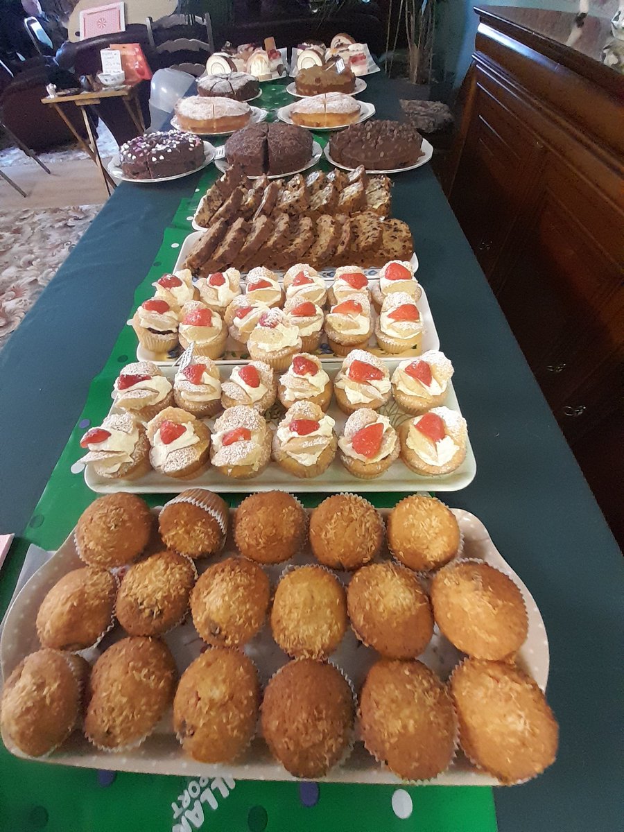 #MacmillanCoffeeMorning thank you to everyone who came to the #MacmillanCoffeeMorning today.  Fantastic turn out and money raised for such a great cause. Many thanks