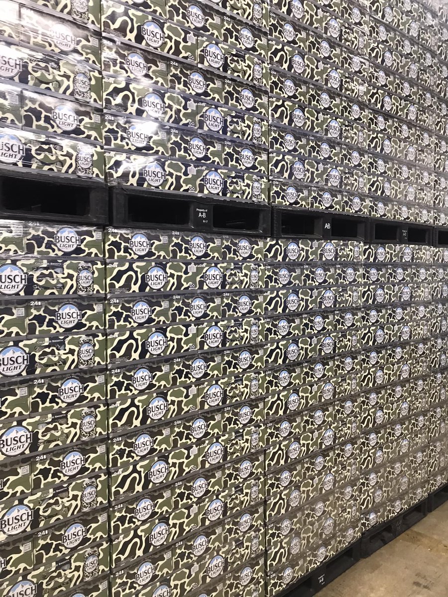 BuschBeer's tweet photo. Ever wondered what an empty warehouse looks like? https://t.co/EHL5bcAeVb