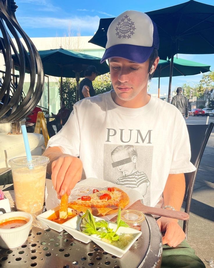 TheCameronDPH's tweet photo. CAMERON ALEXANDER DALLAS 😍😍 https://t.co/qK7nIWsCx0
