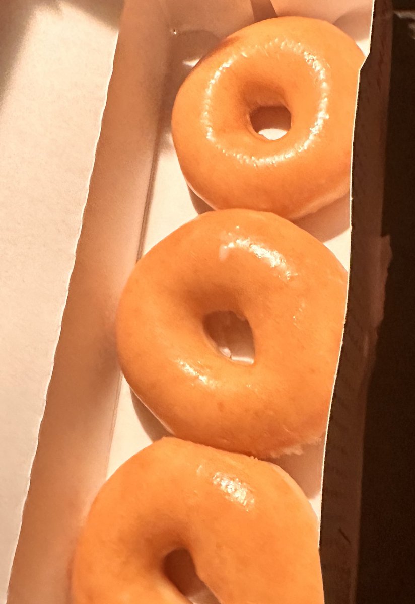Fat Pussy Friday 

U want glaze with your donut 🥹🥮 https://t.co/4IS3umM9ze