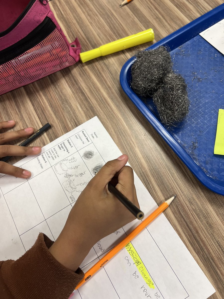 ChilenMegan's tweet photo. Chemical and physical changes! @KCPS_Gladstone @kcpublicschools https://t.co/85JISHDGXE