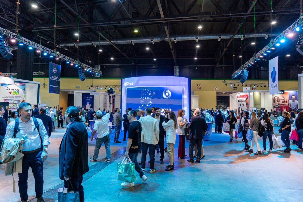 📌EXPO ESENCIA: UN ESPACIO DE APRENDIZAJE Y CONEXIÓN PARA EL CANAL DE FARMACIAS
👉pharmabaires.com/3293-expo-esen…
.
#Farmacias <a href="/DrogdelSud/">Droguería del Sud</a> <a href="/TemisLostalo/">Temis Lostaló</a> <a href="/GenommaLab/">Genomma Lab</a> <a href="/EucerinES/">Eucerin España</a> <a href="/Unilever/">Unilever</a> <a href="/LaRochePosay_ar/">La Roche-Posay Argentina</a> <a href="/AveneArgentina/">Avène Argentina</a> <a href="/KCCorp/">Kimberly-Clark Corp.</a> <a href="/PanteneArg/">PanteneArgentina</a> <a href="/Philips_Ar/">Philips Argentina</a> <a href="/RimmelLondonArg/">Rimmel London Arg</a>