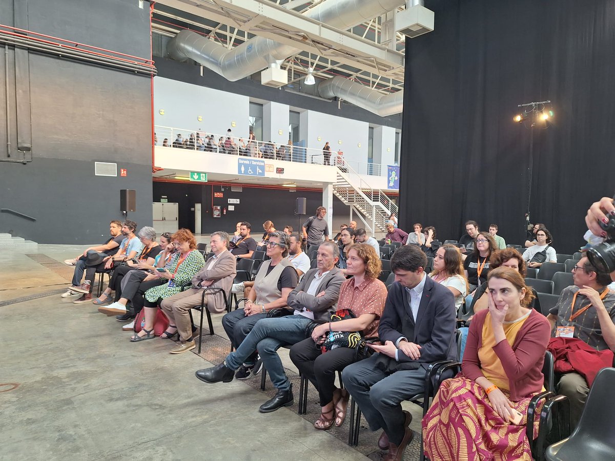 🗓 Des d'avui i fins diumenge 29/09 <a href="/fargahospitalet/">La Farga de L'Hospitalet</a> acull la 7a edició de l'<a href="/IndieDevDay/">IndieDevDay</a>
🕹Fira referent del sector del videojoc independent; amb el suport de <a href="/cultura_cat/">Cultura</a>

🔛Us esperem en L'Hospitalet!!
<a href="/LHCultura/">Cultura L'H</a>
#LaFarga