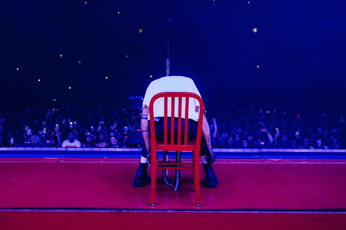 TØPLatinAmerica tweet media