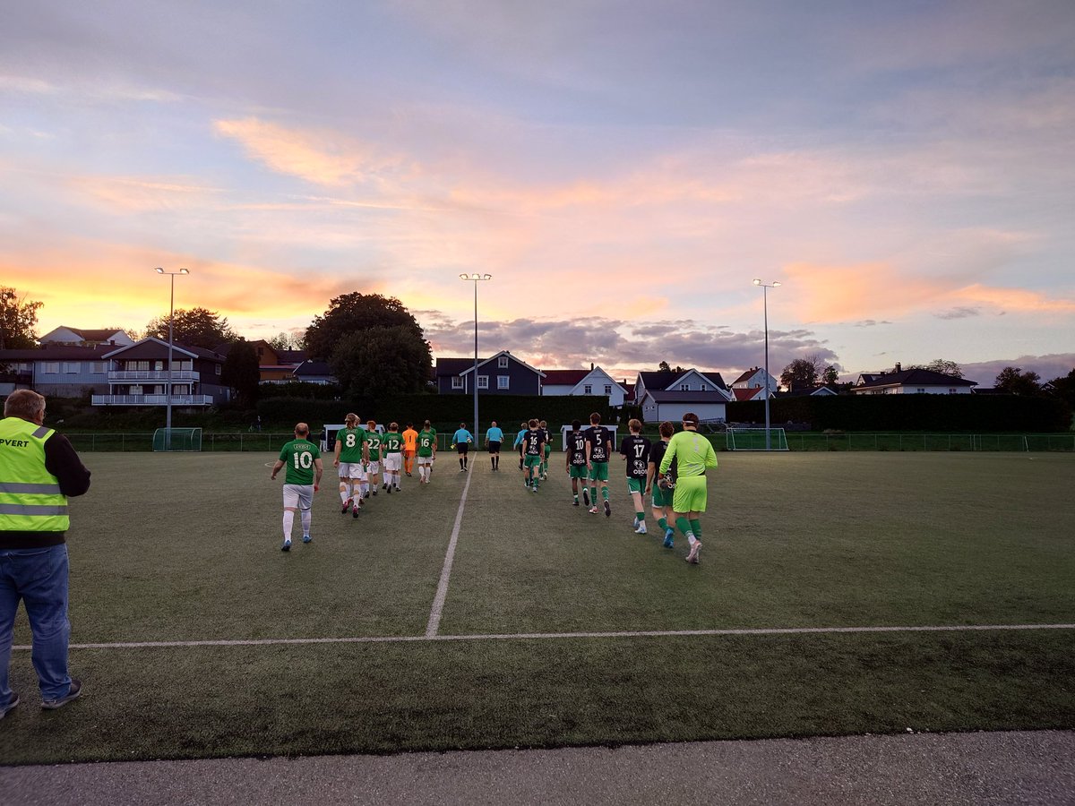 Anders Johansen tweet media