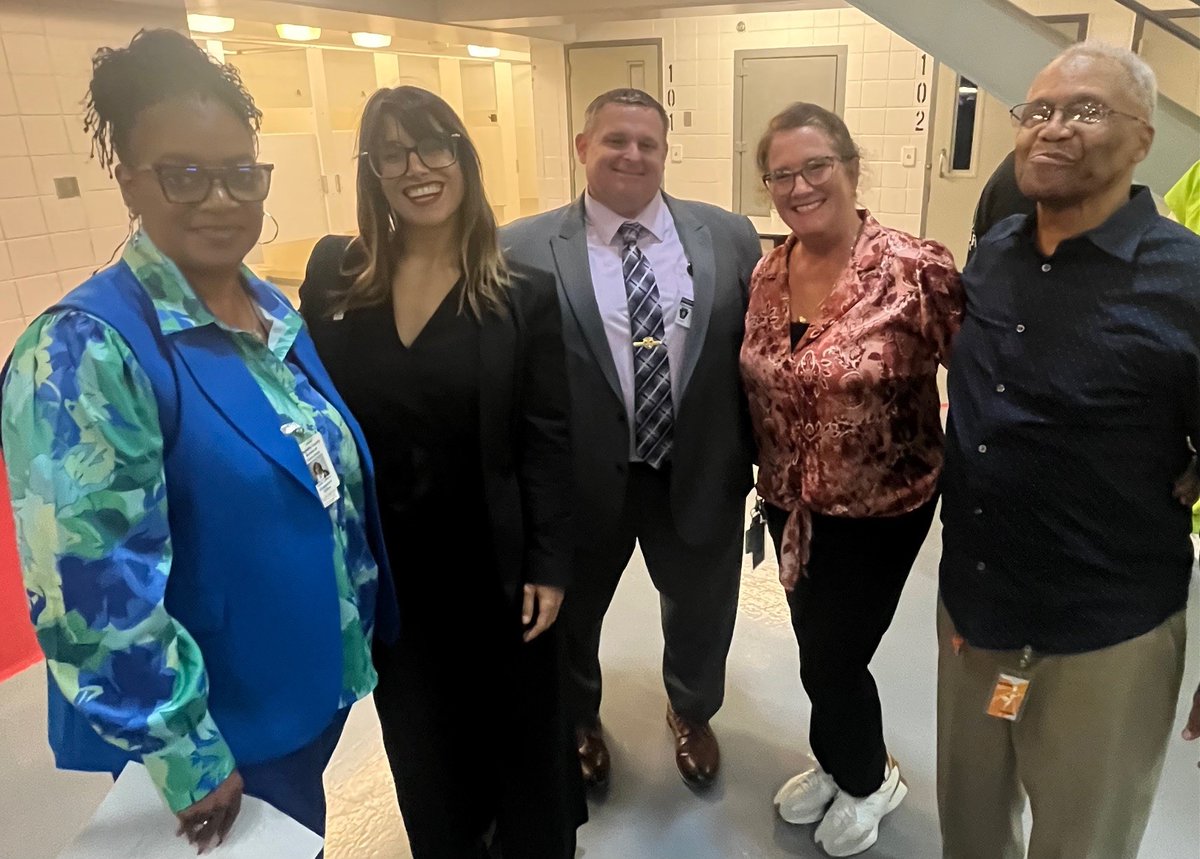 acj_comms's tweet photo. Congratulations to the 16 men who graduated from the Foundation of HOPE Pre-Release program Thursday. We were pleased to welcome @ACE_Innamorato to the ceremony and appreciate the continued support. https://t.co/5AsLCenTjK