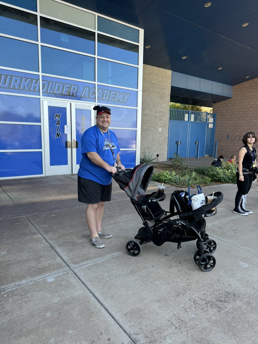 ZacharyNagy1's tweet photo. Thank you to my admin team for nominating me for the advisor spotlight within CCSD! Student Council helped me grow so much as a student of the @ClarkCountySch and I want  nothing but to see my students grow like i did.  Happy Friday everyone! #dressupday #weareccsd https://t.co/Y7g9Onp42z