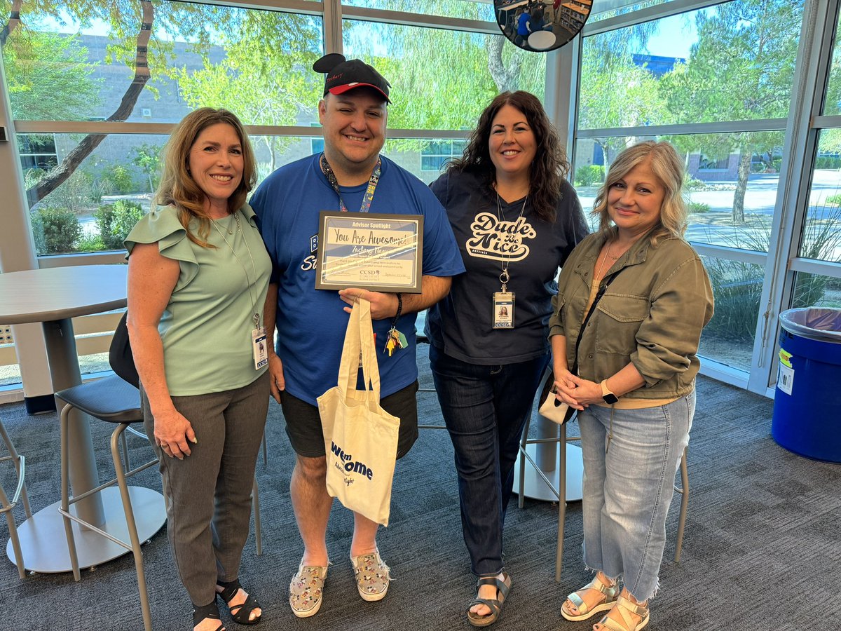 ZacharyNagy1's tweet photo. Thank you to my admin team for nominating me for the advisor spotlight within CCSD! Student Council helped me grow so much as a student of the @ClarkCountySch and I want  nothing but to see my students grow like i did.  Happy Friday everyone! #dressupday #weareccsd https://t.co/Y7g9Onp42z