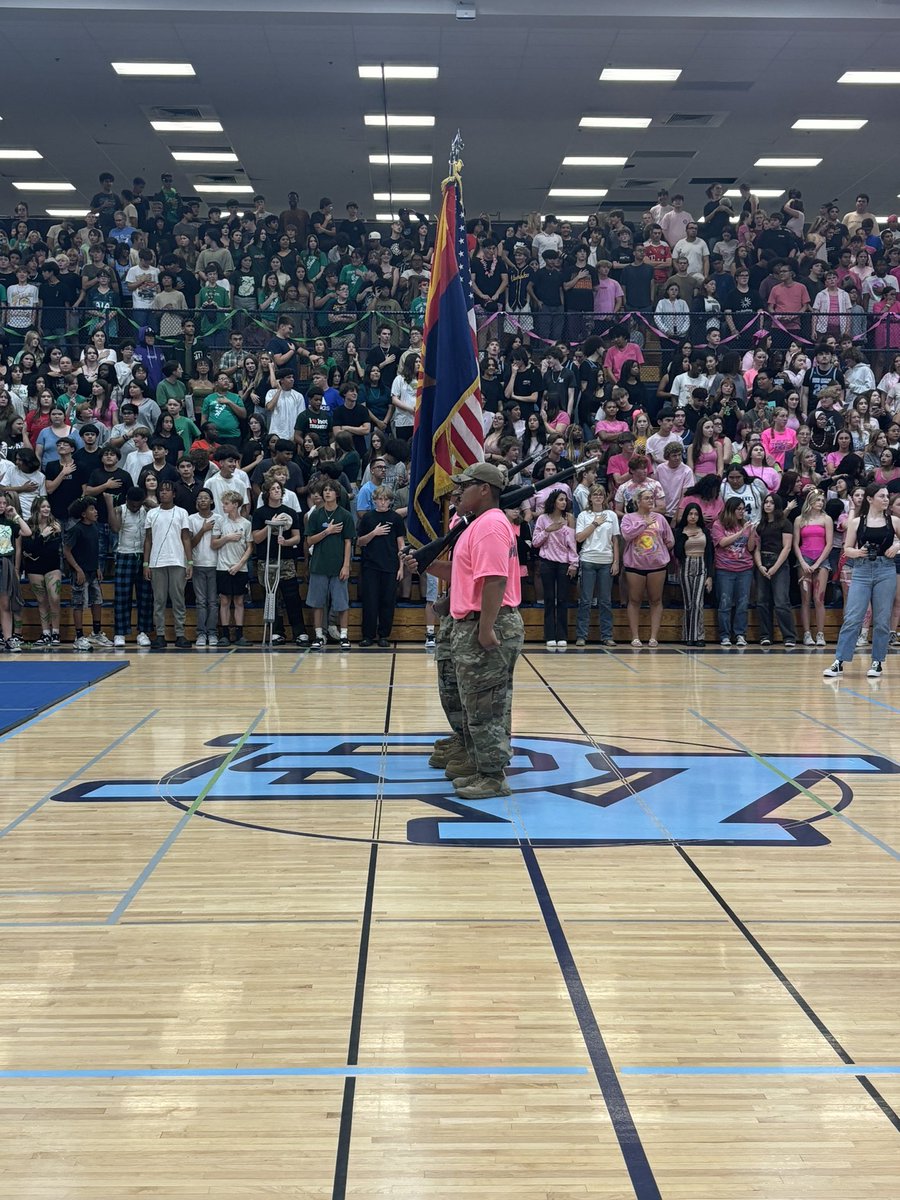 It’s Homecoming for the DV Skyhawks. <a href="/DVHSSkyhawks/">Deer Valley Skyhawks</a> <a href="/DVHSAthletics1/">dvhsathletics</a>